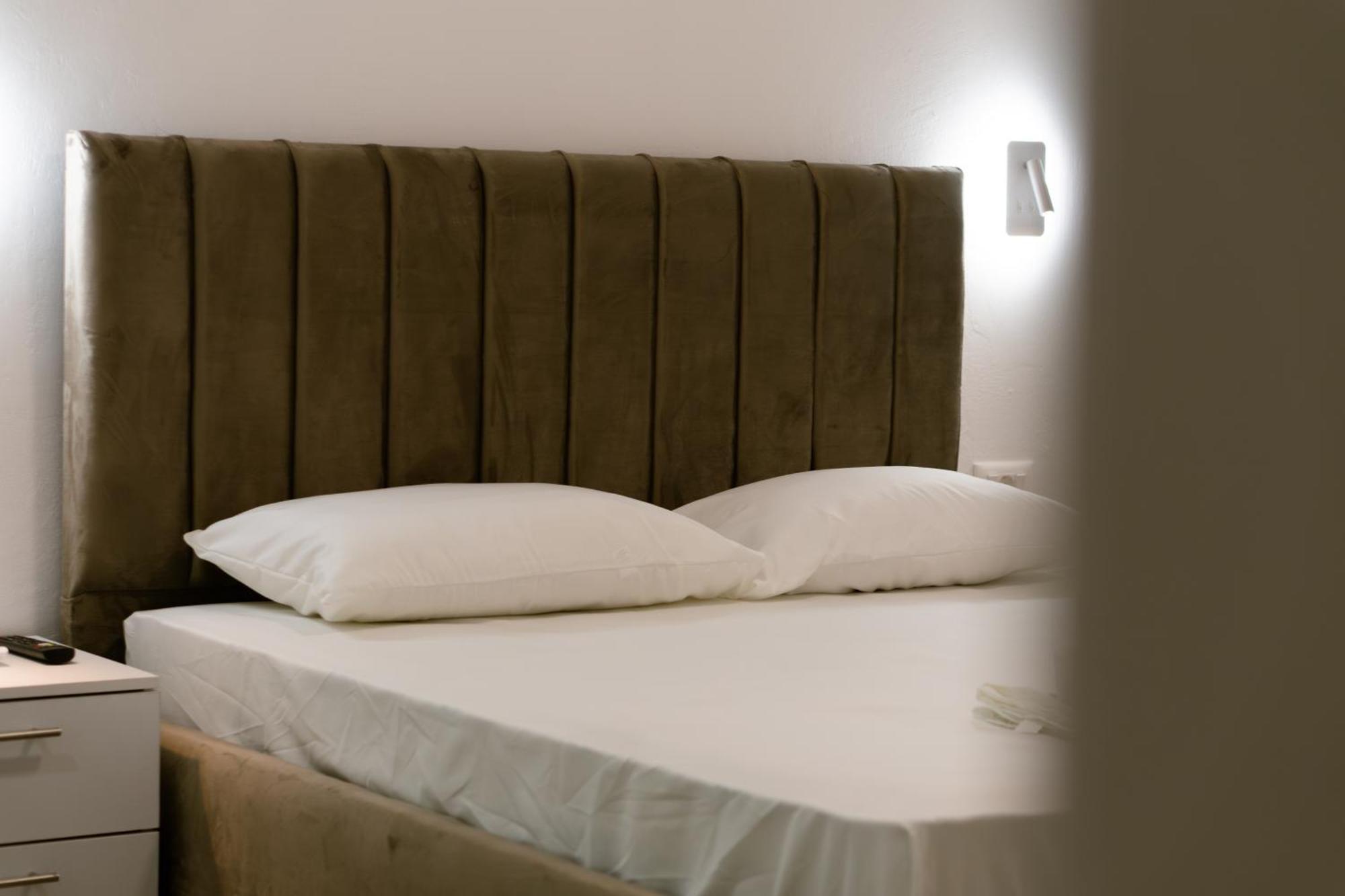 Hotell Center Tepelene